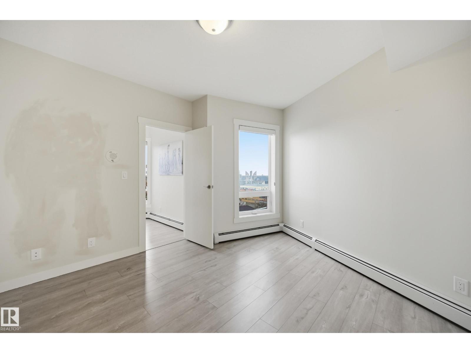 #706 10410 102 AV NW - 16