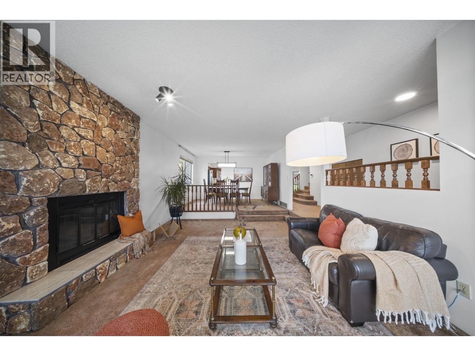 1940 LEACOCK Street - main photo