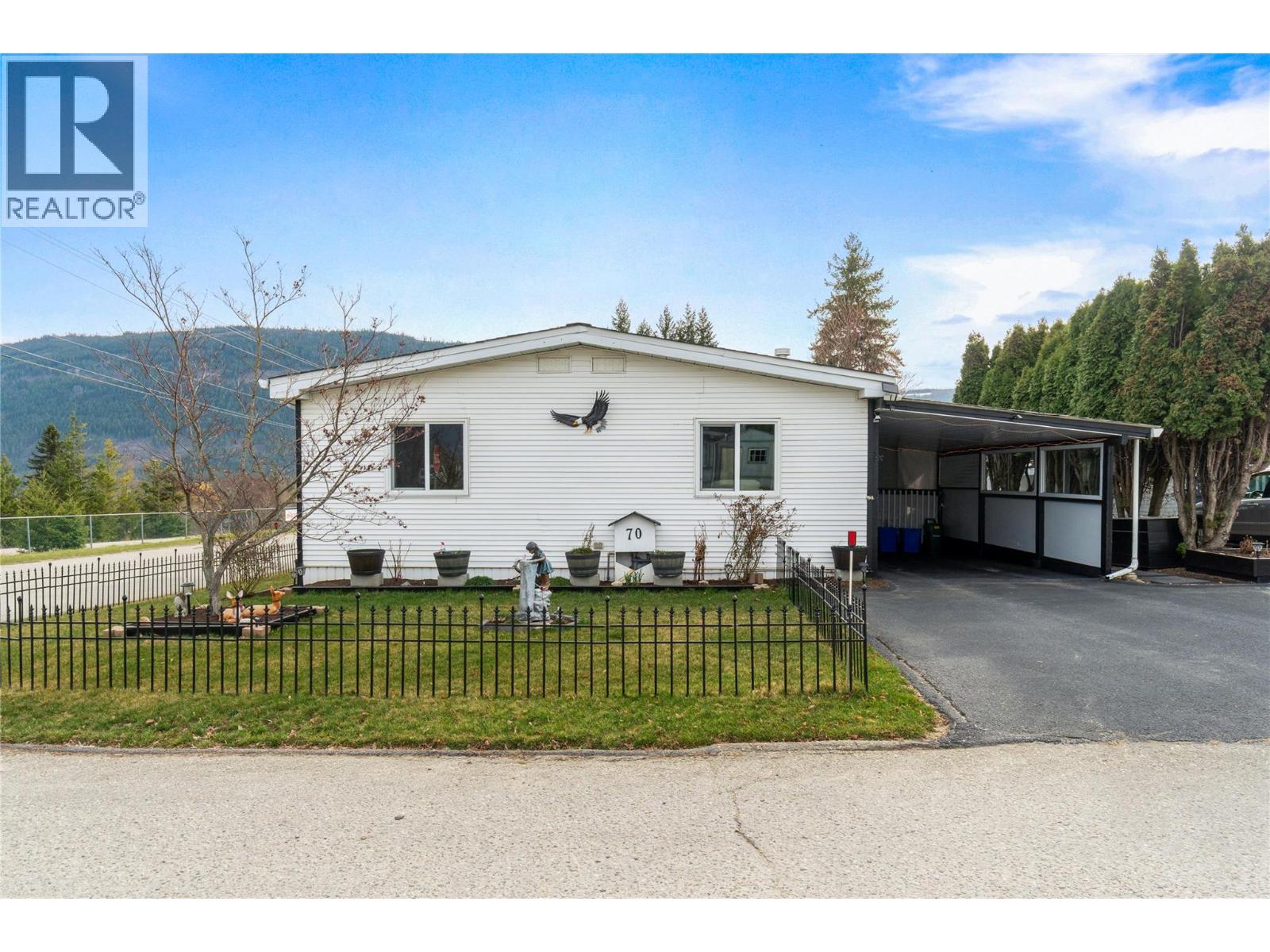 70 3350 10 Avenue Northeast, Salmon Arm