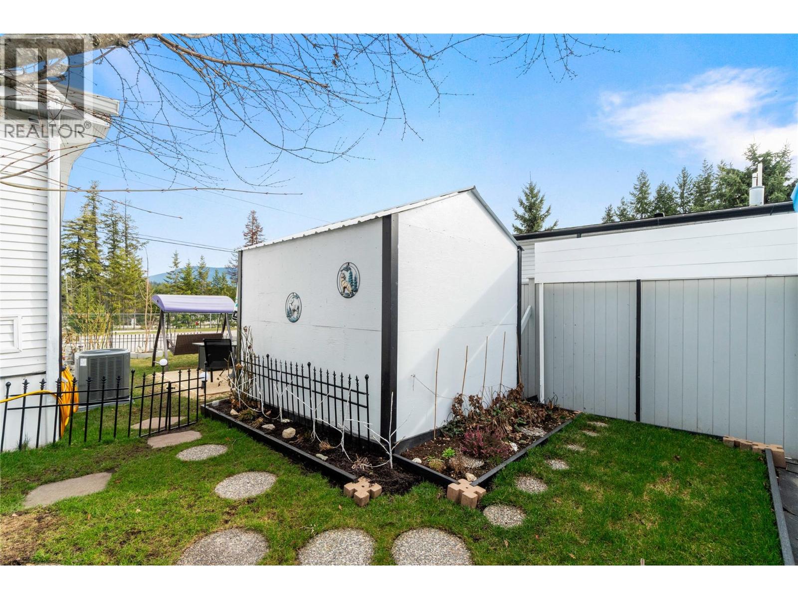 70 3350 10 Avenue Northeast, Salmon Arm