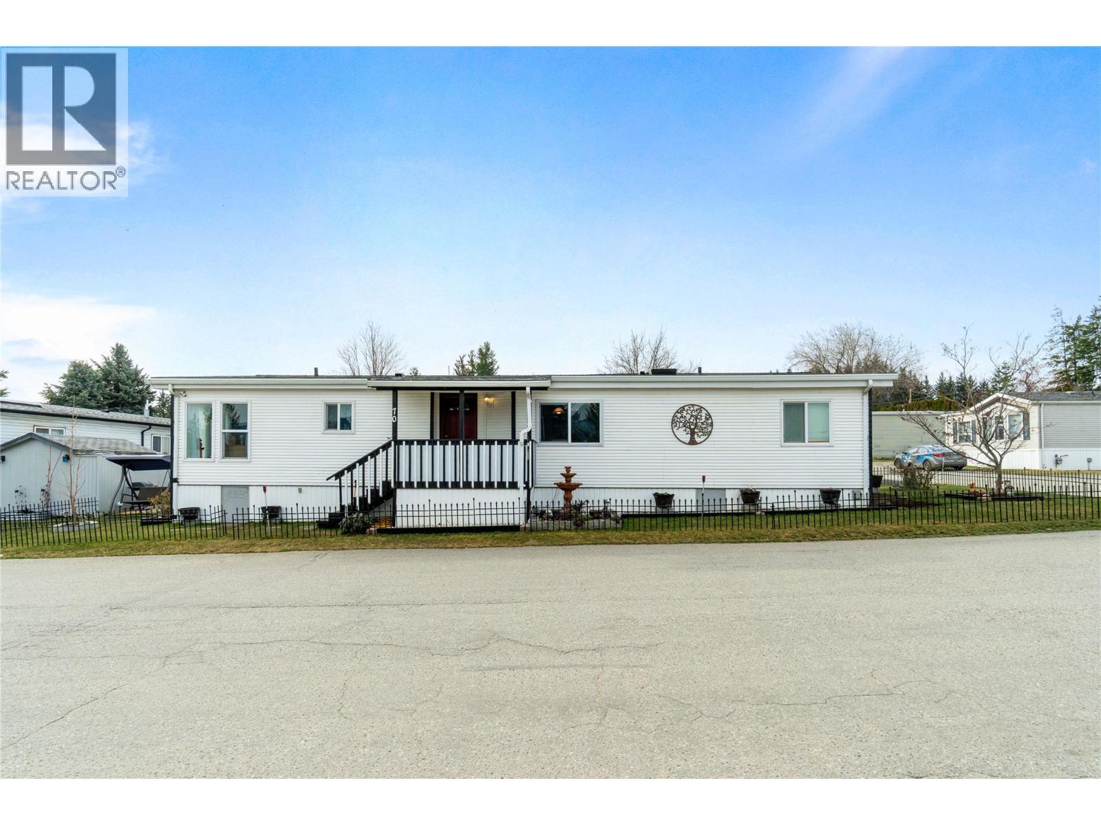 70 3350 10 Avenue Northeast, Salmon Arm