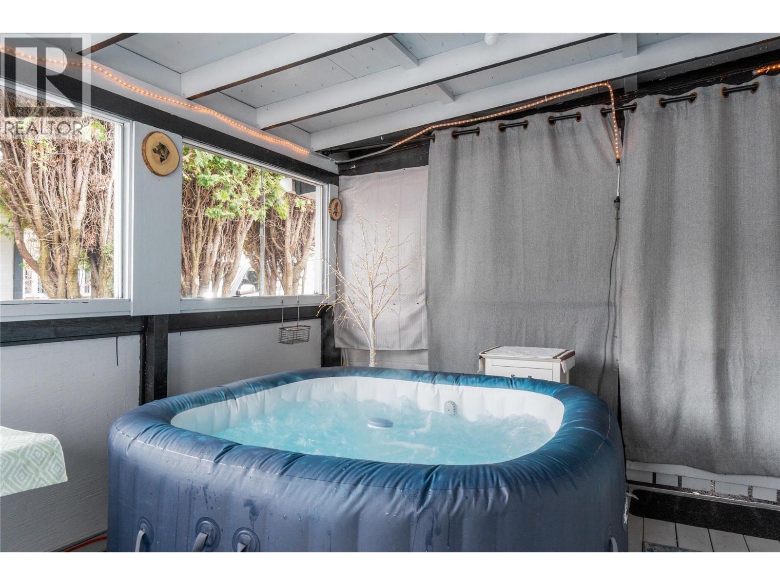 70 3350 10 Avenue Northeast, Salmon Arm