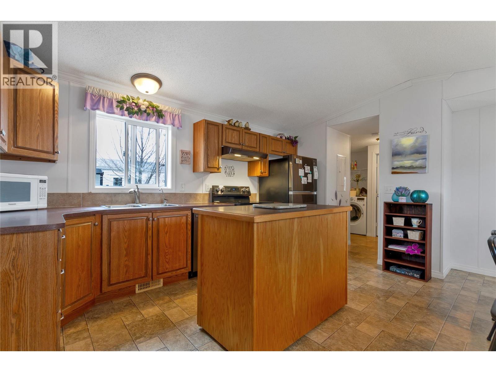 107 9510 97N Highway, Vernon