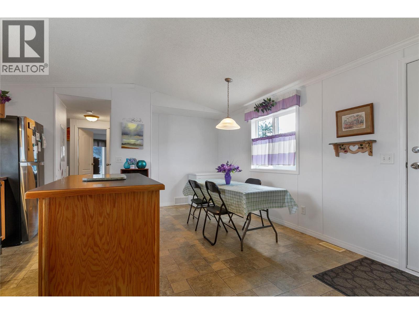 107 9510 97N Highway, Vernon