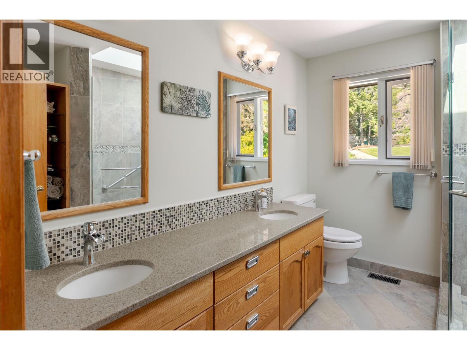  1252 Kyndree Court, Kelowna