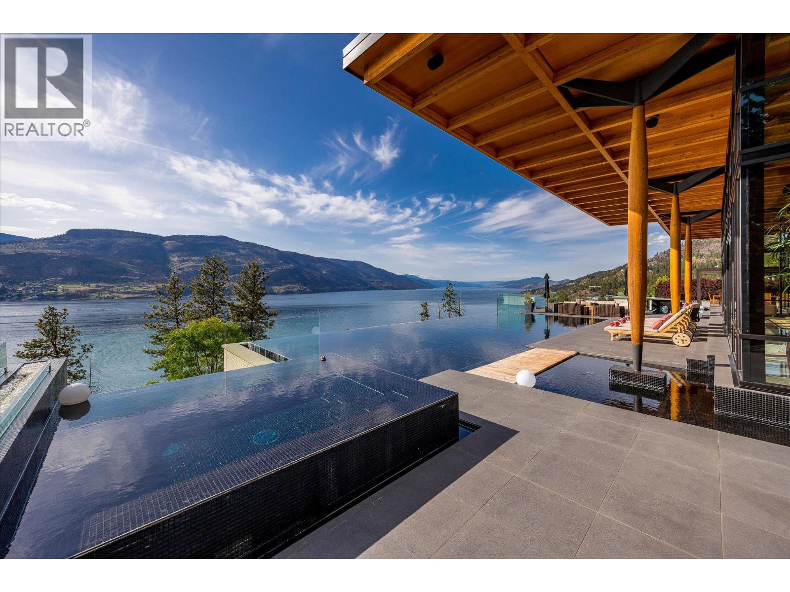 19 180 Sheerwater Court, Kelowna