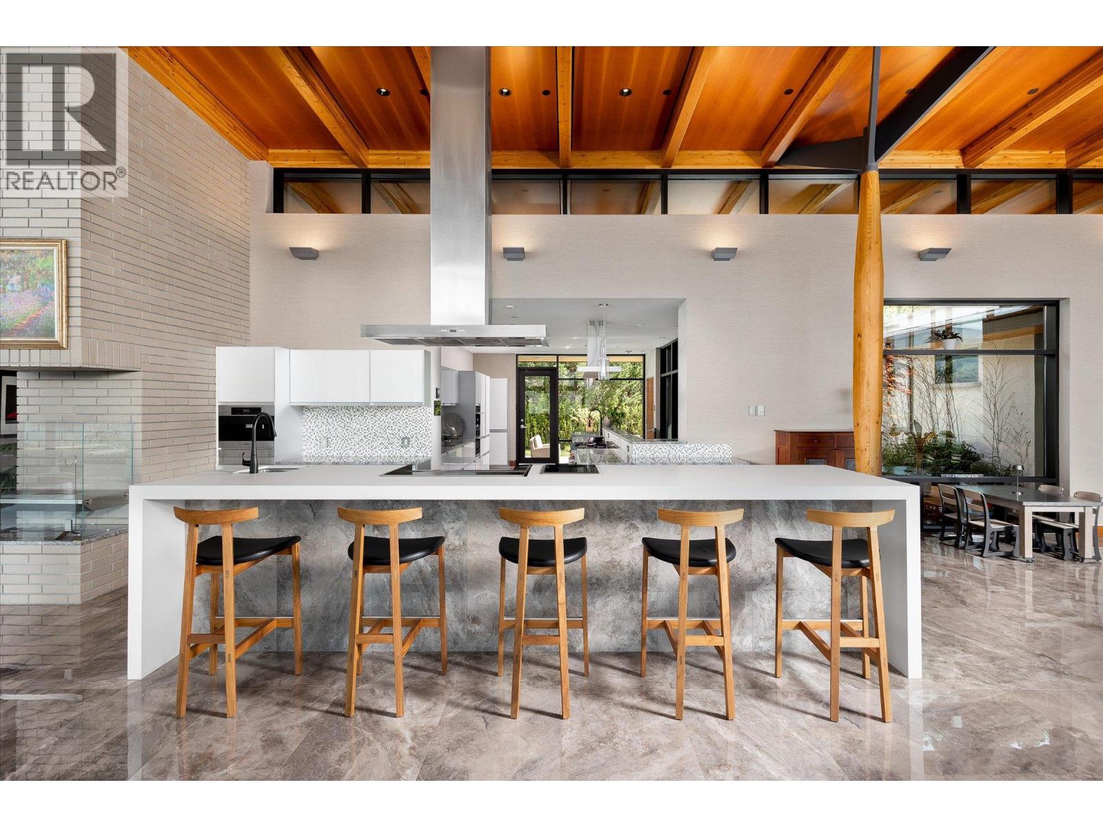 19 180 Sheerwater Court, Kelowna