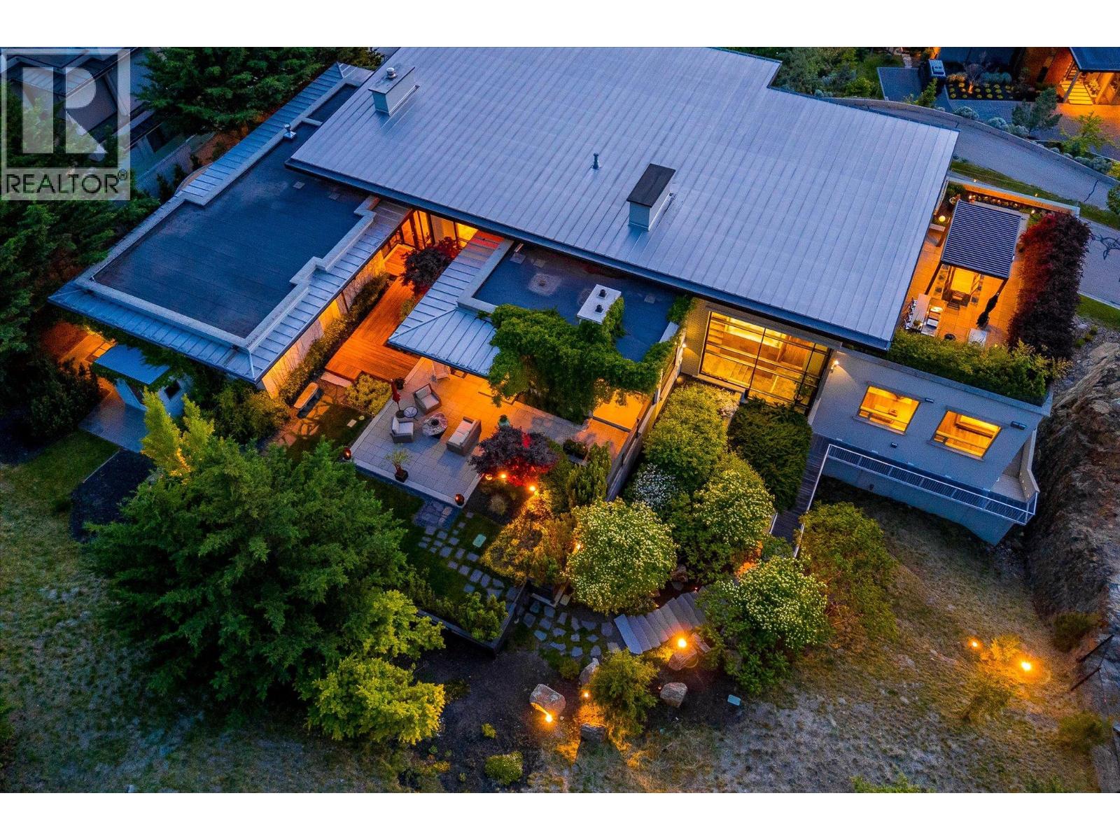 19 180 Sheerwater Court, Kelowna