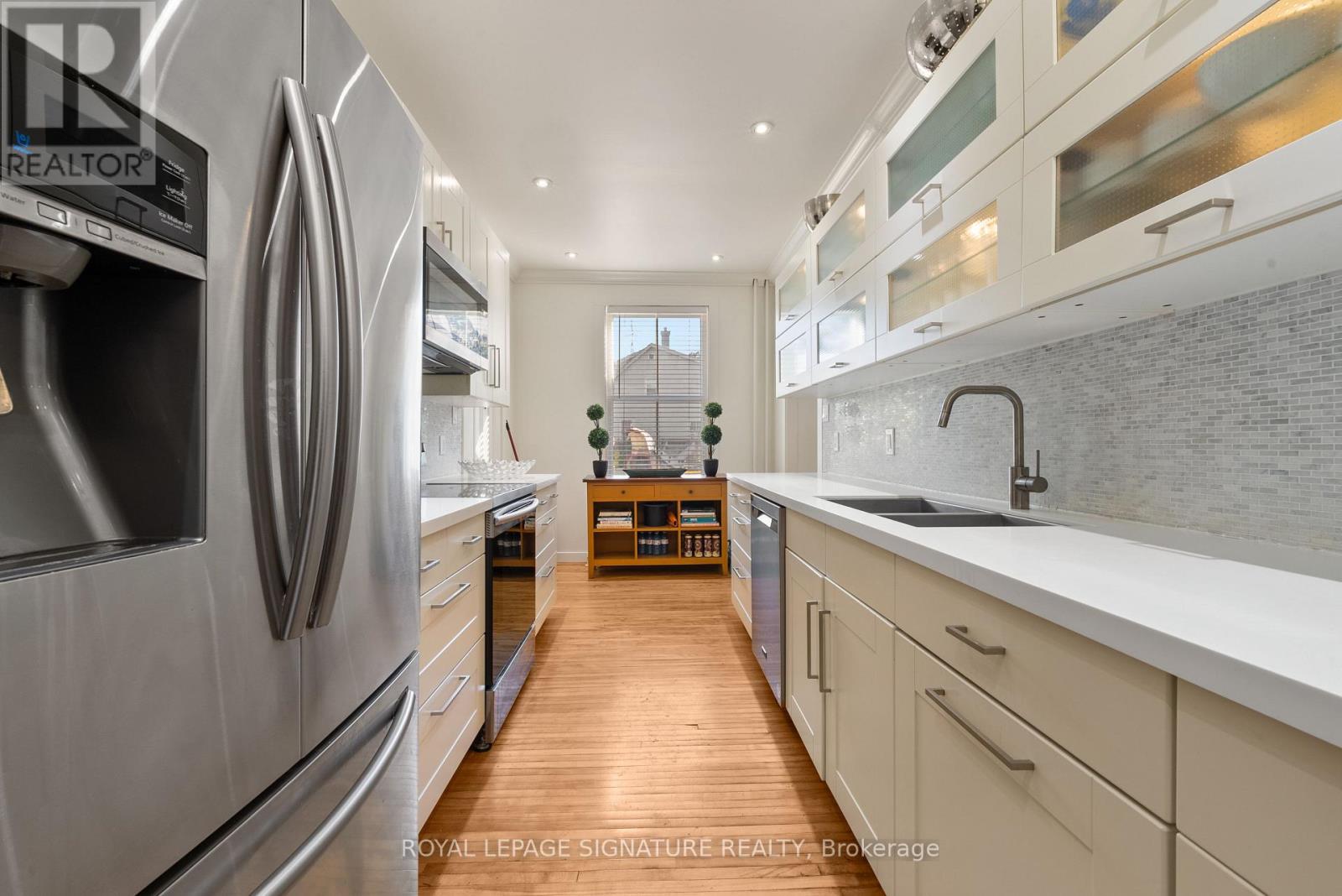 3804 MAIN STREET - 10
