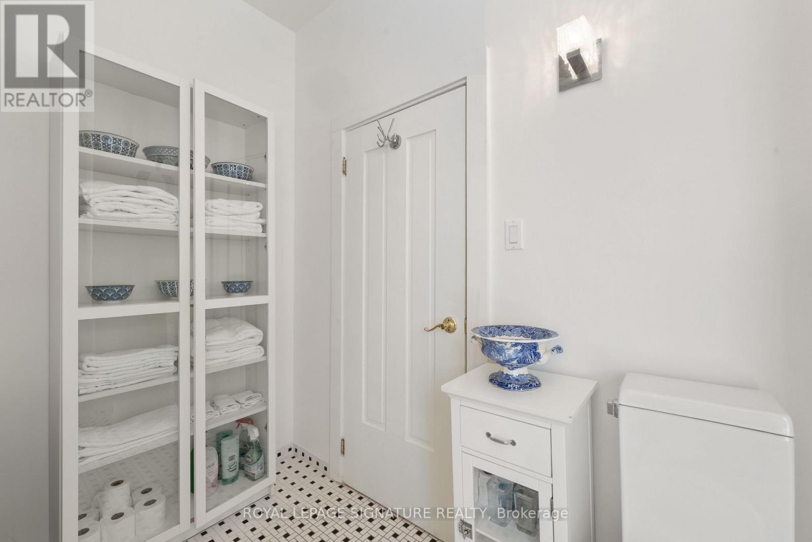 3804 MAIN STREET - 19