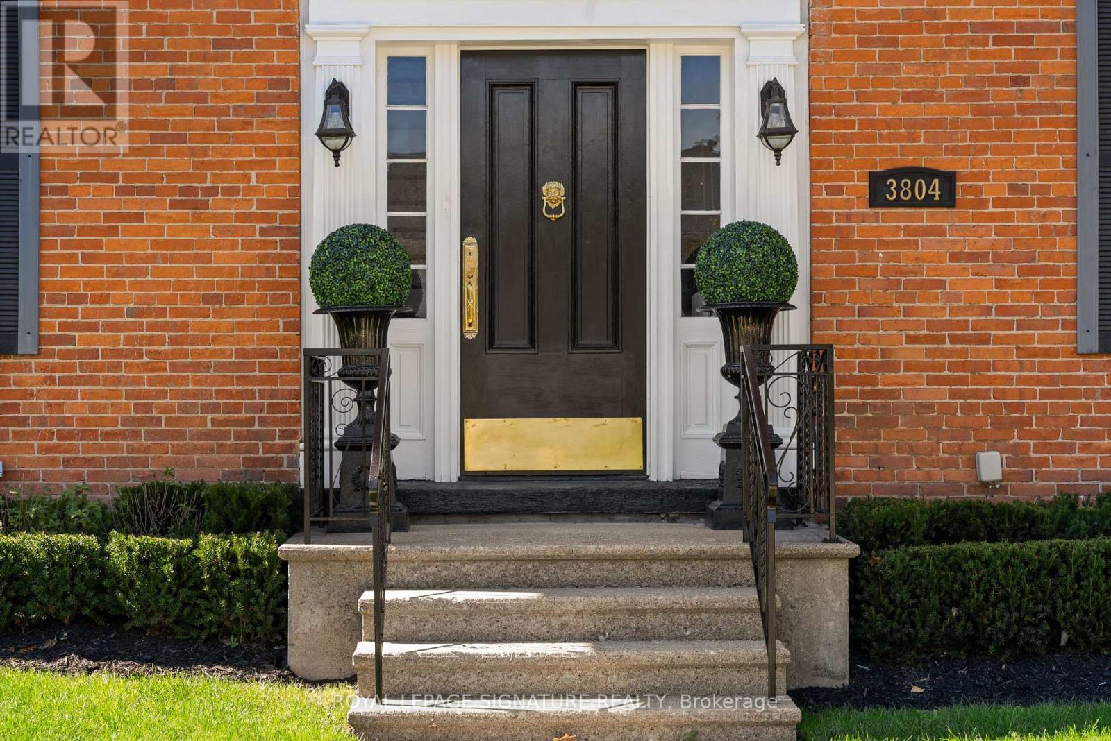 3804 MAIN STREET - 43