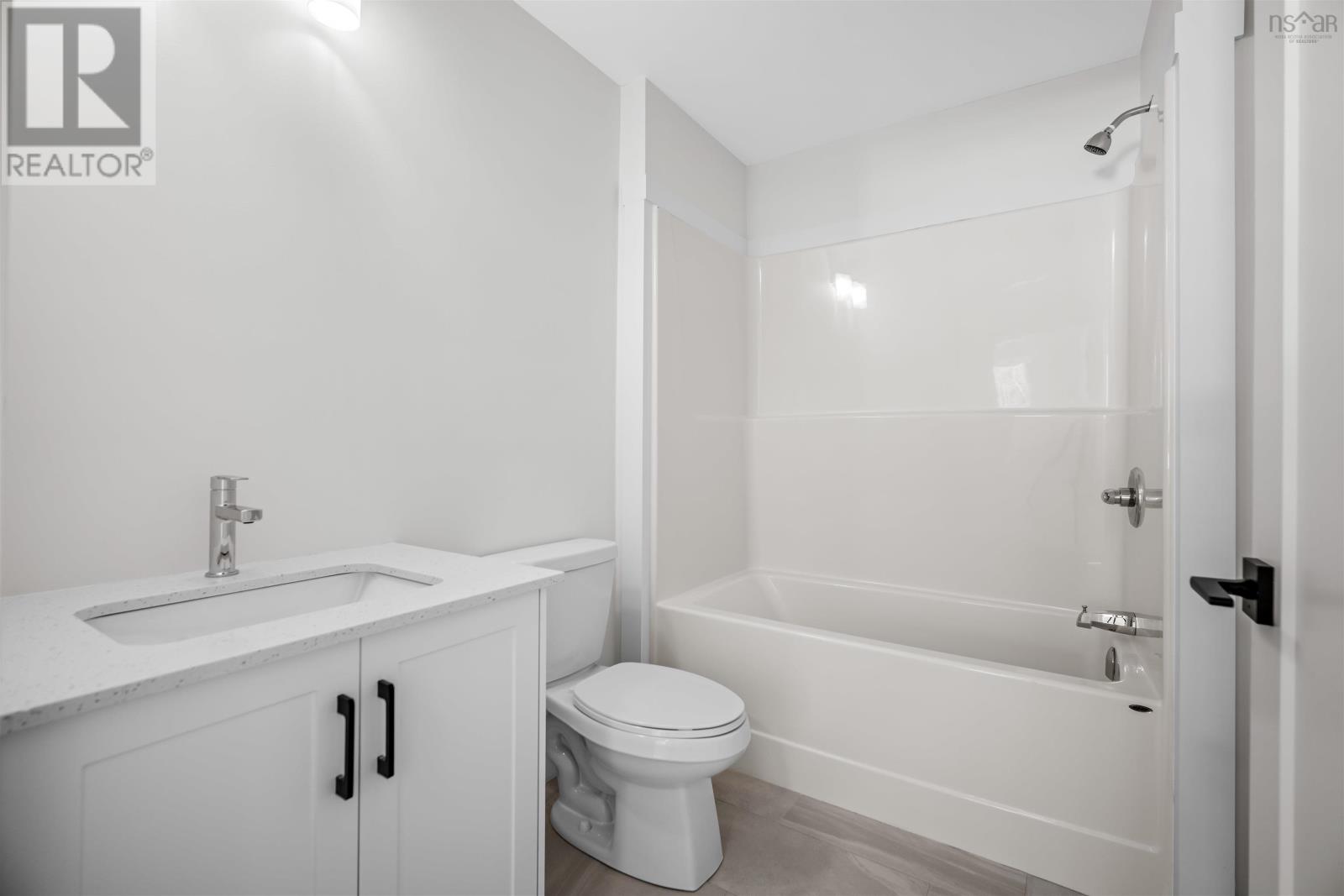 Property 10 of 23 of 28 Grove Street