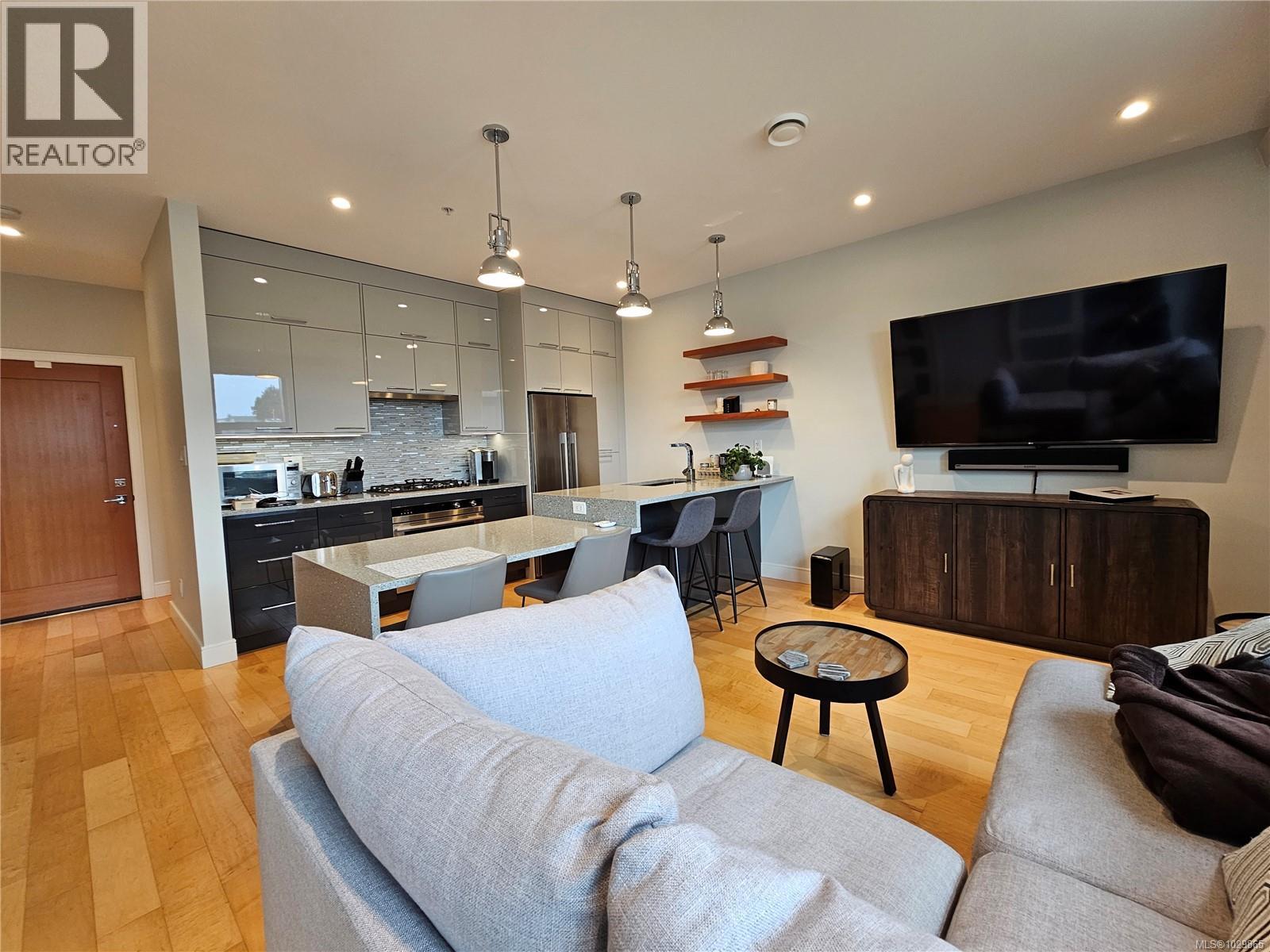 S312 1411 Cook Street, Victoria