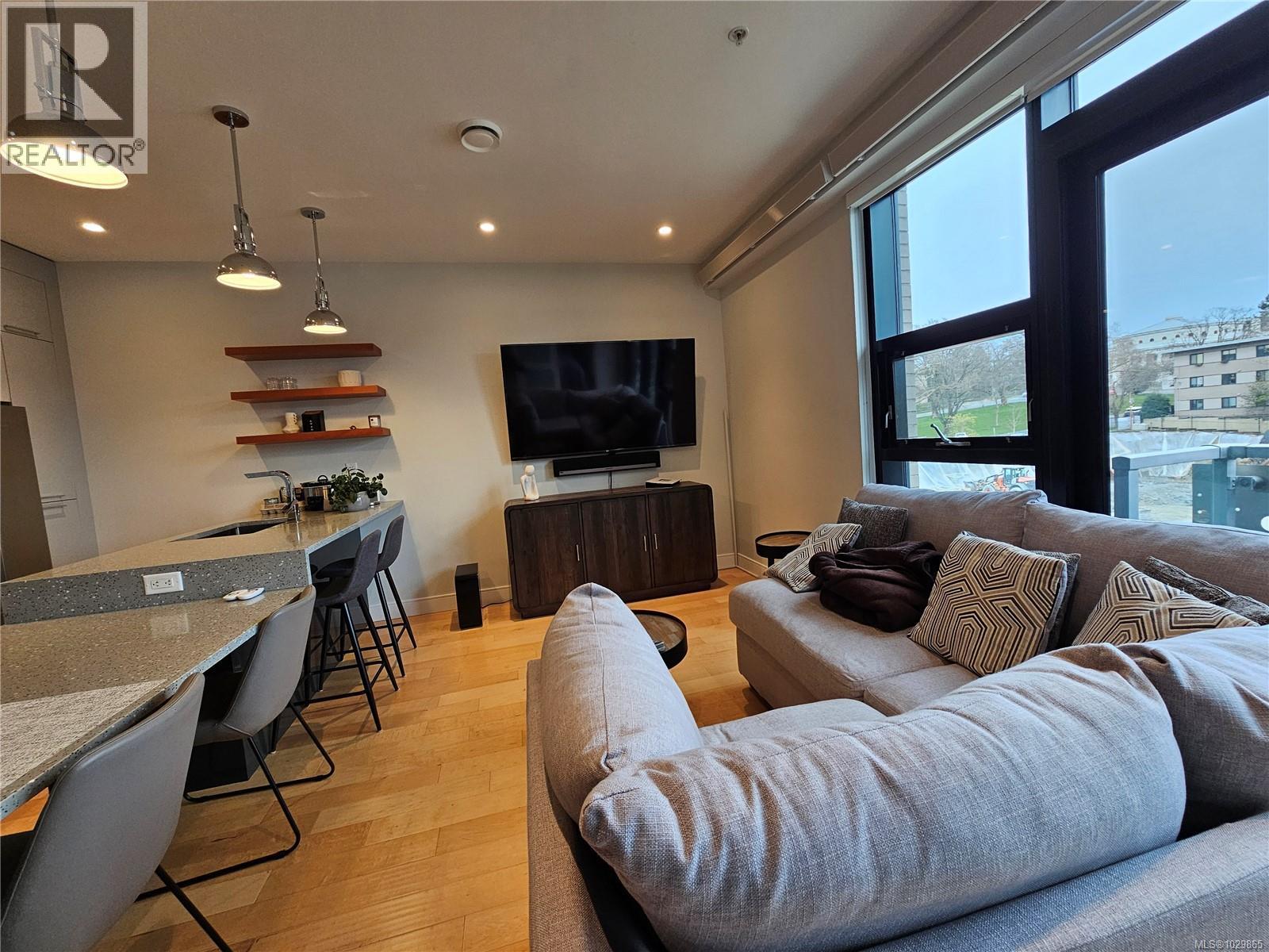 S312 1411 Cook Street, Victoria