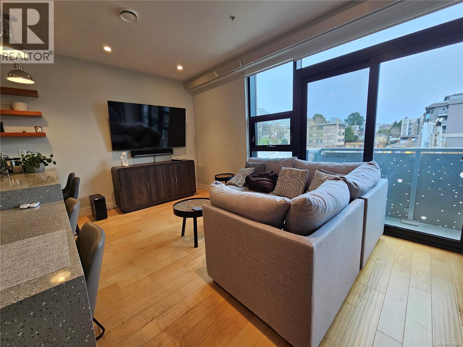 S312 1411 Cook Street, Victoria