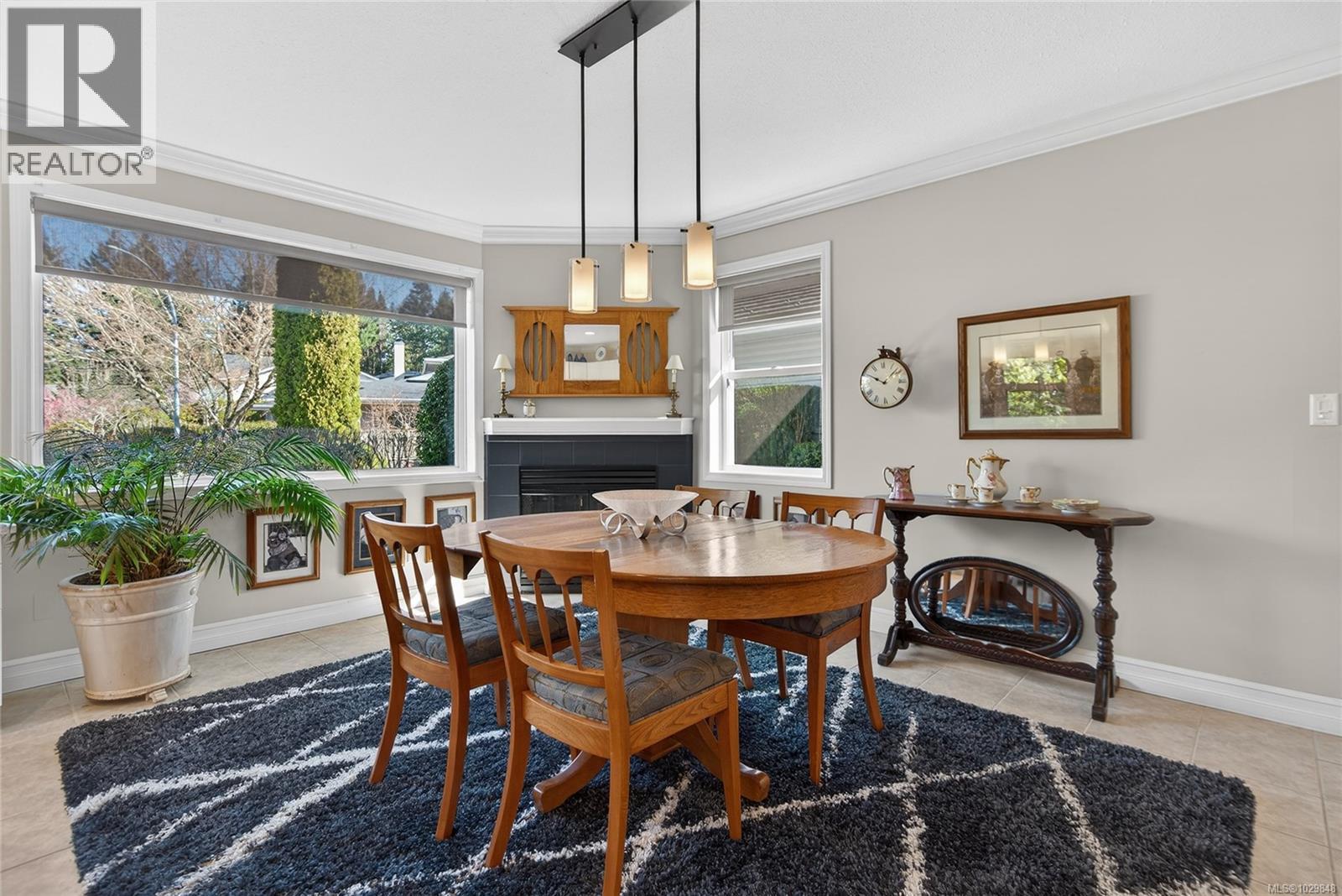 1580 Beaconsfield Cres - 17
