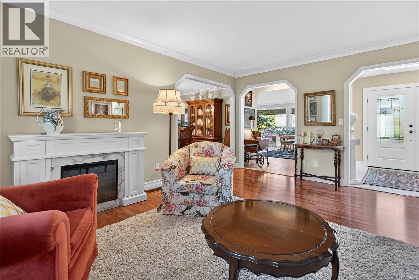 1580 Beaconsfield Cres - 27