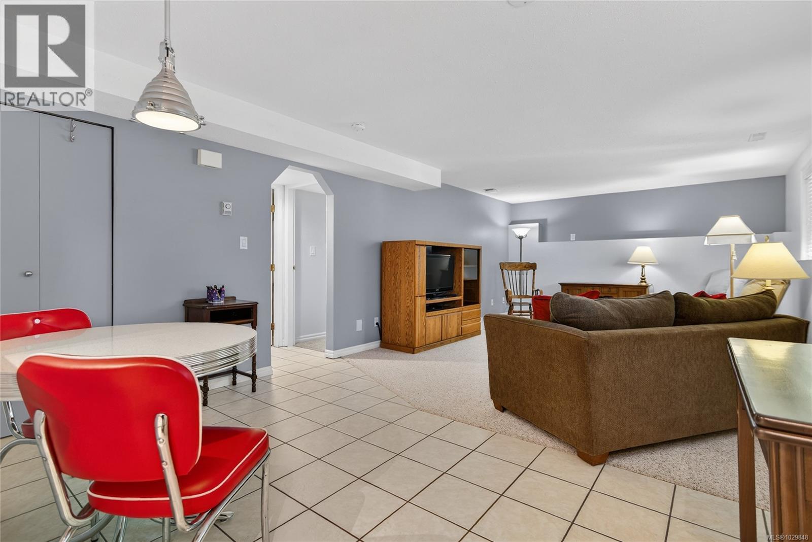 1580 BEACONSFIELD CRES - 49