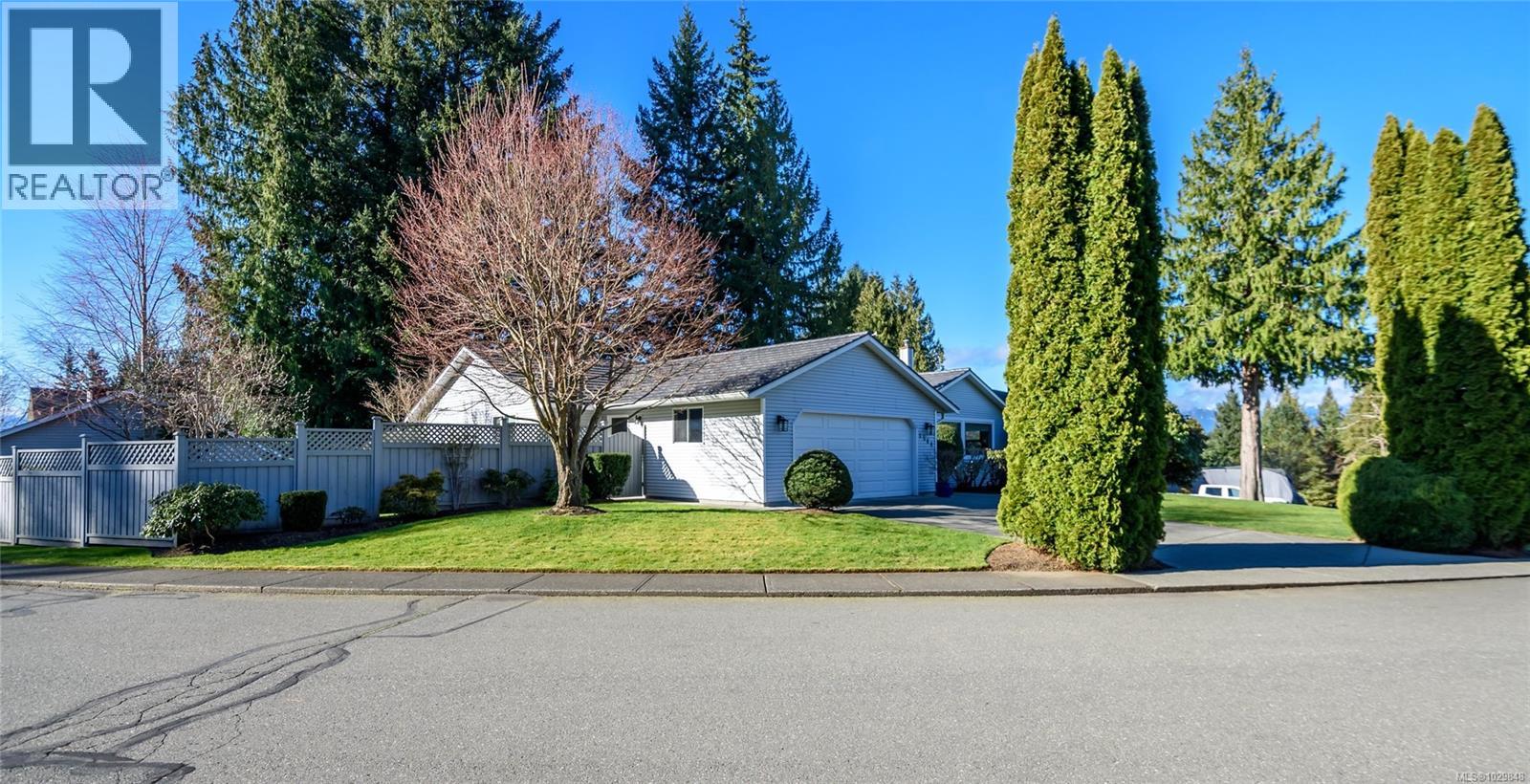 1580 BEACONSFIELD CRES - 64