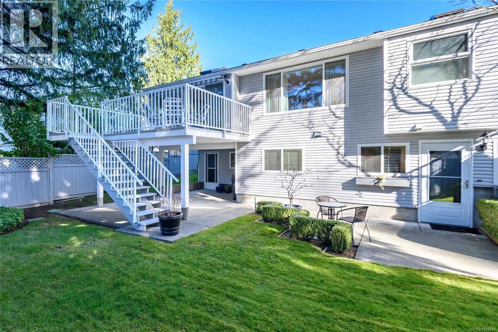 1580 BEACONSFIELD CRES - 69