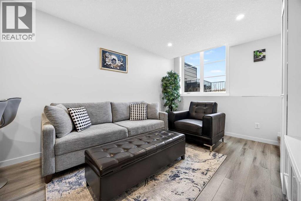 Single Family House for Sale in   Rowley Way NW Haskayne Calgary 