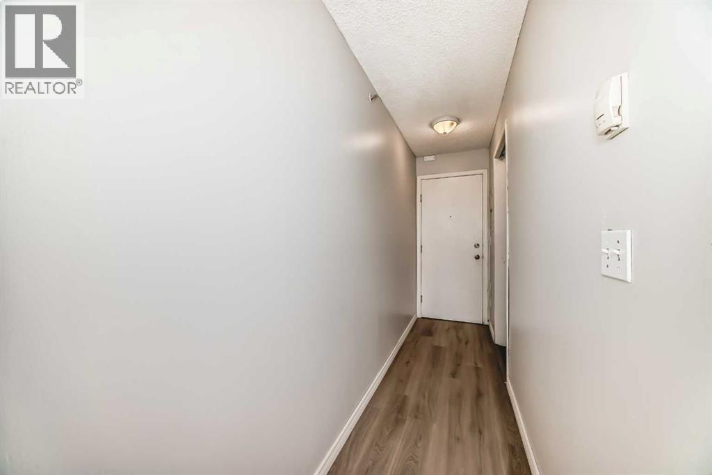 #425 1717 60 STREET SE - 3