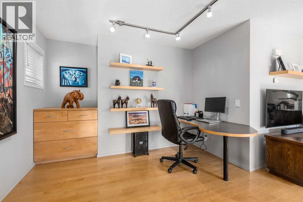 Single Family House for Sale in   Coach Hill Road Coach Hill Calgary 