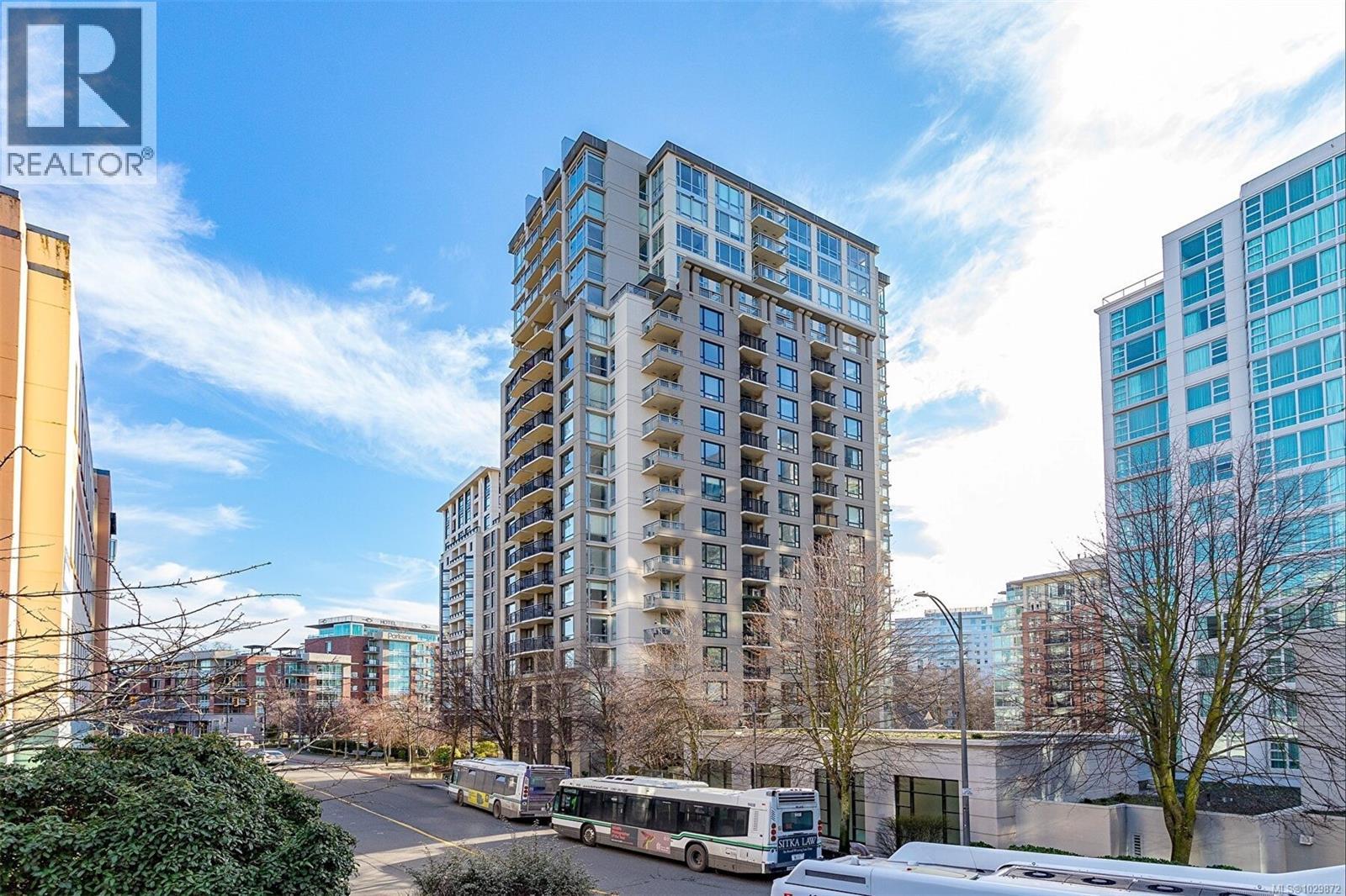 604 751 Fairfield Road, Victoria