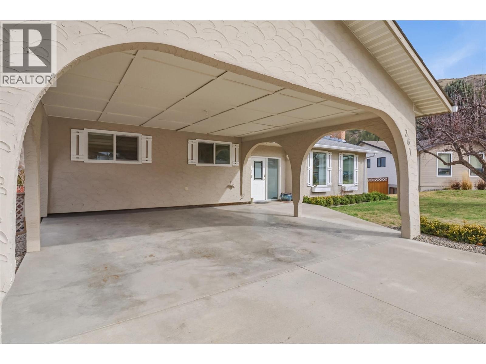 367 MCAULEY Place, Kamloops