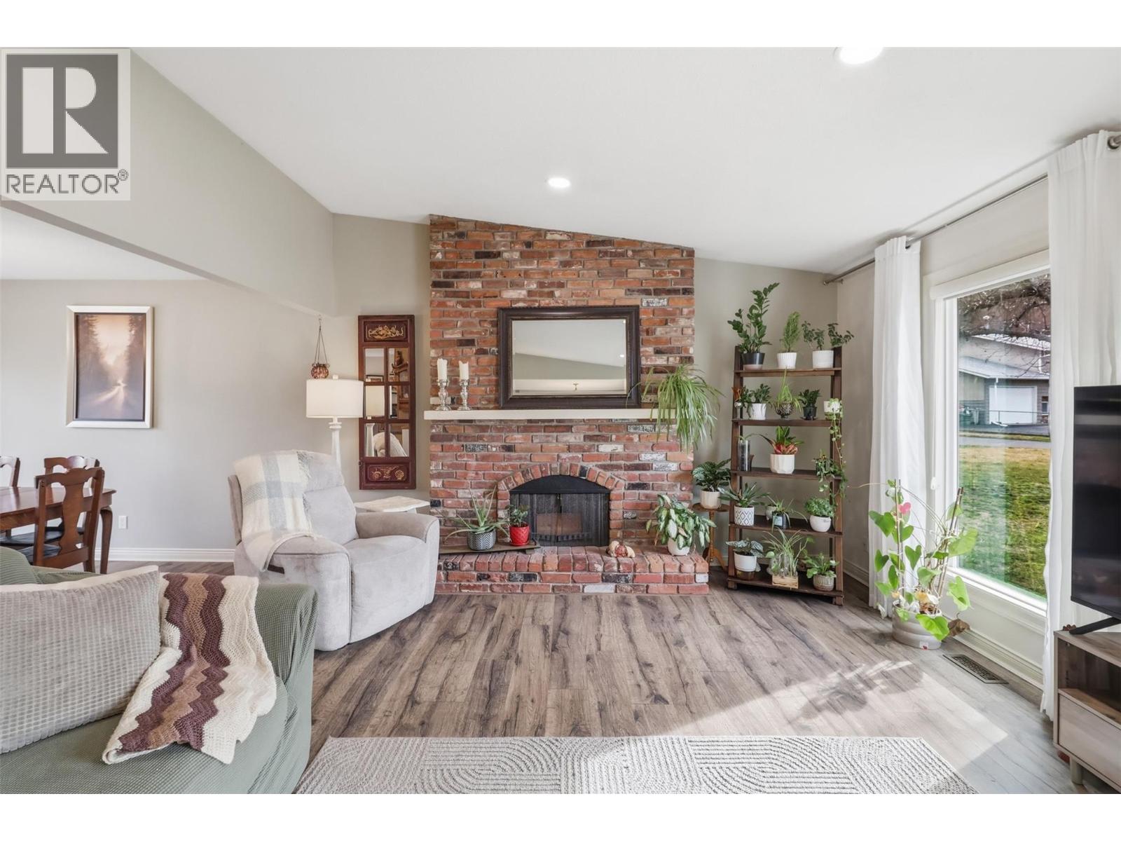 367 MCAULEY Place, Kamloops