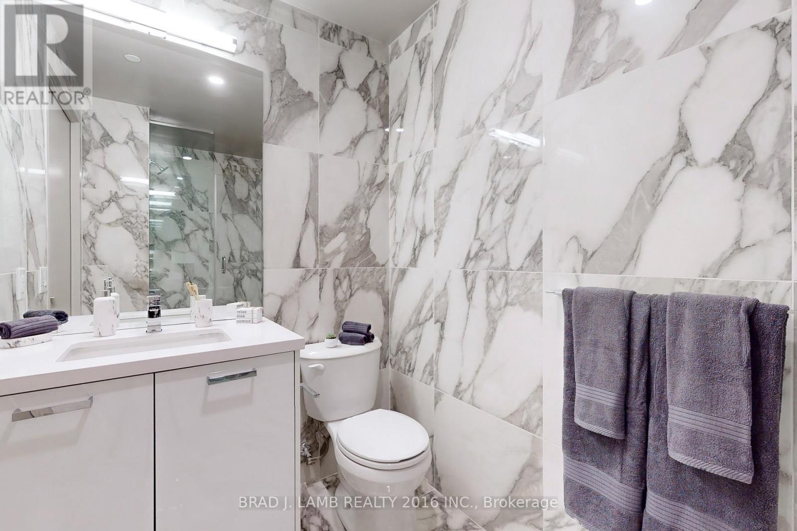 #1014 195 MCCAUL STREET - 15