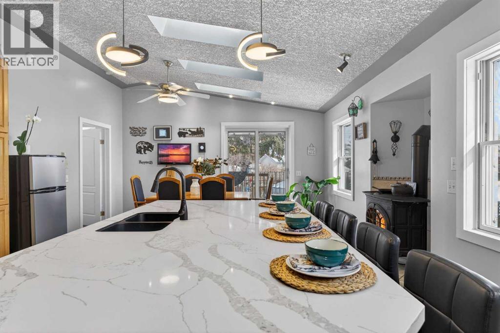 Single Family House for Sale in  Foxwell Road SE Fairview Calgary 