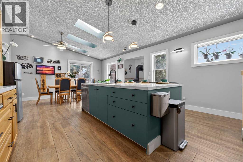 Single Family House for Sale in  Foxwell Road SE Fairview Calgary 