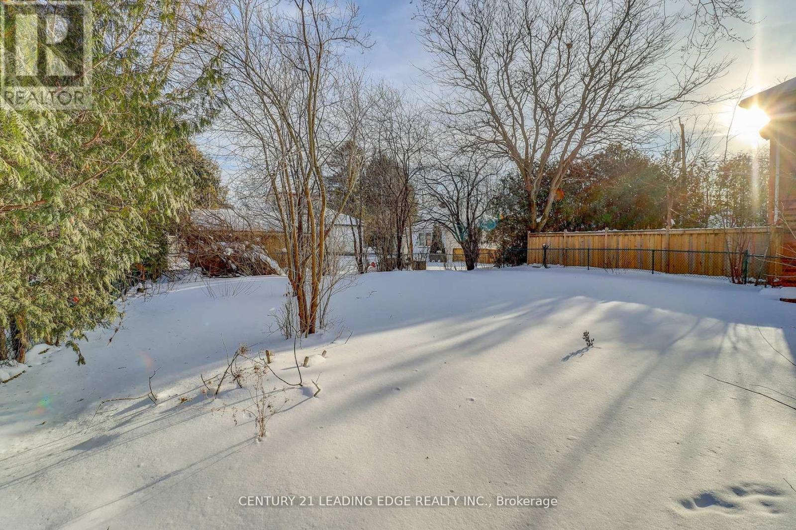 107 LAKELAND CRESCENT - 39