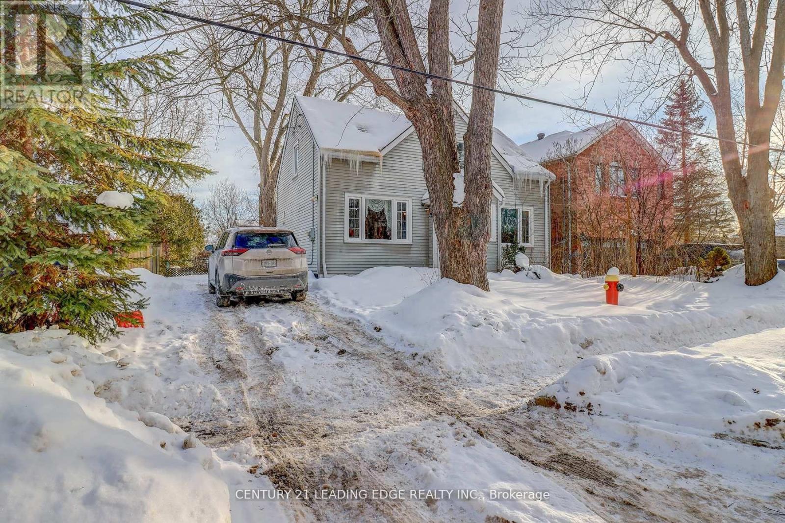 107 LAKELAND CRESCENT - 45