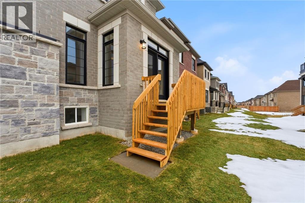 132 SETTLERS Road E - 28