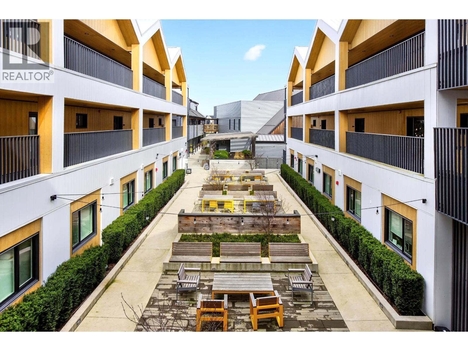 #206-251 BOUNDARY BAY Road, Tsawwassen