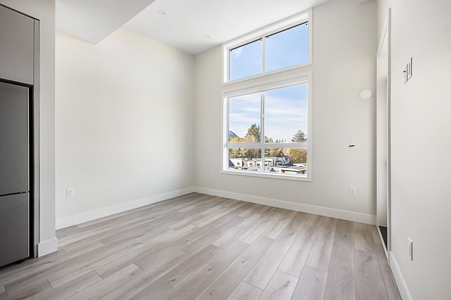 508 45497 CAMPUS DRIVE, Garrison Crossing