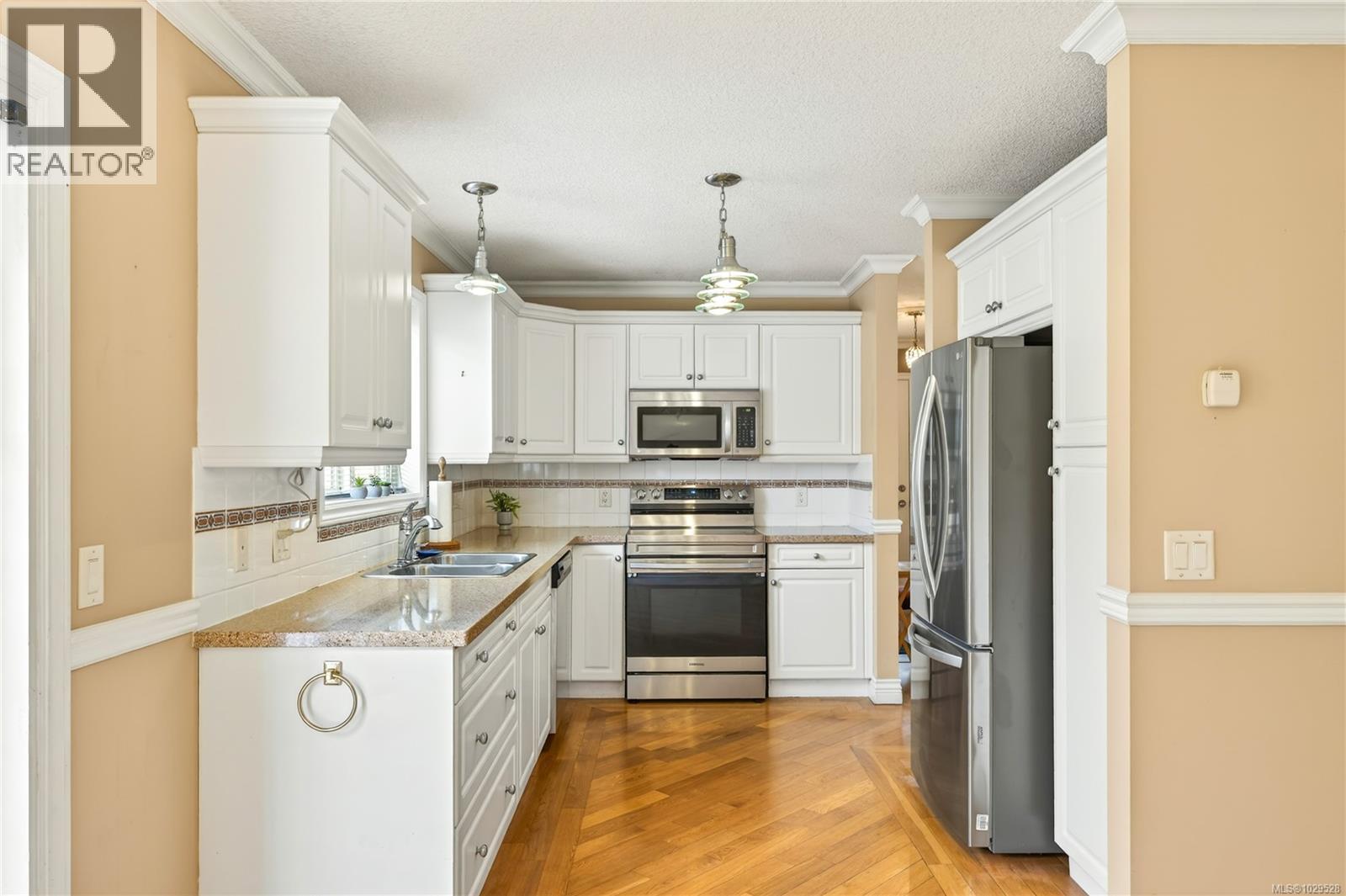 3983 VALEWOOD DR - 22