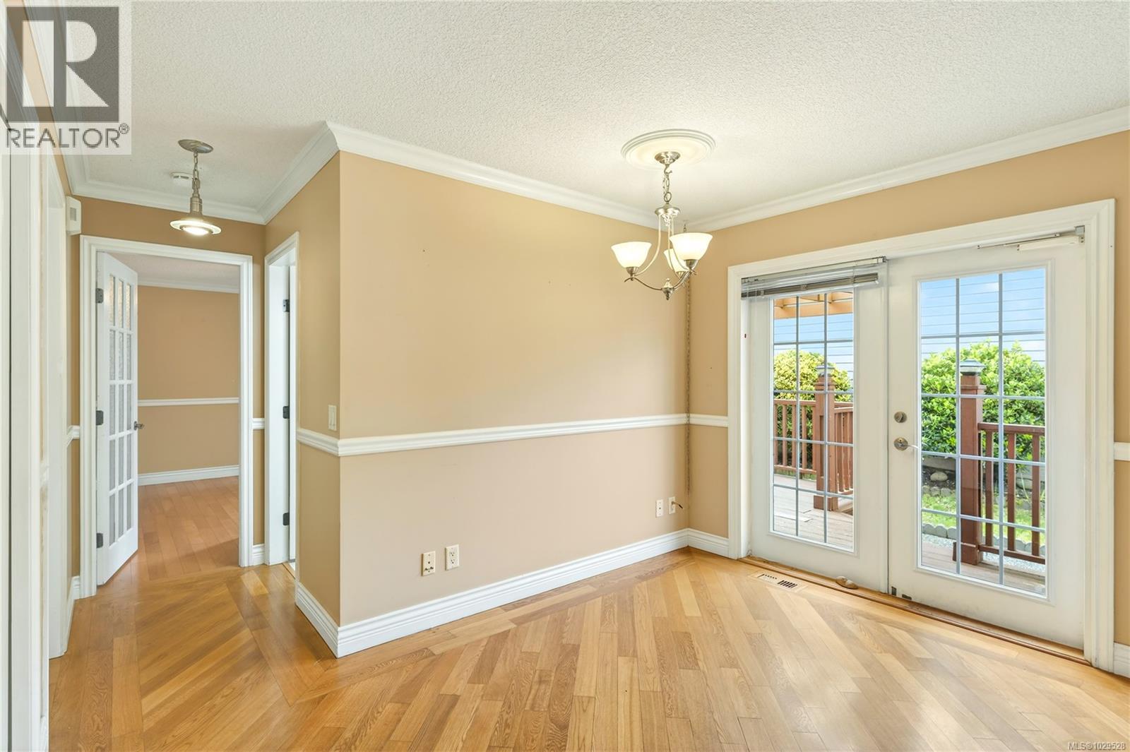 3983 VALEWOOD DR - 28