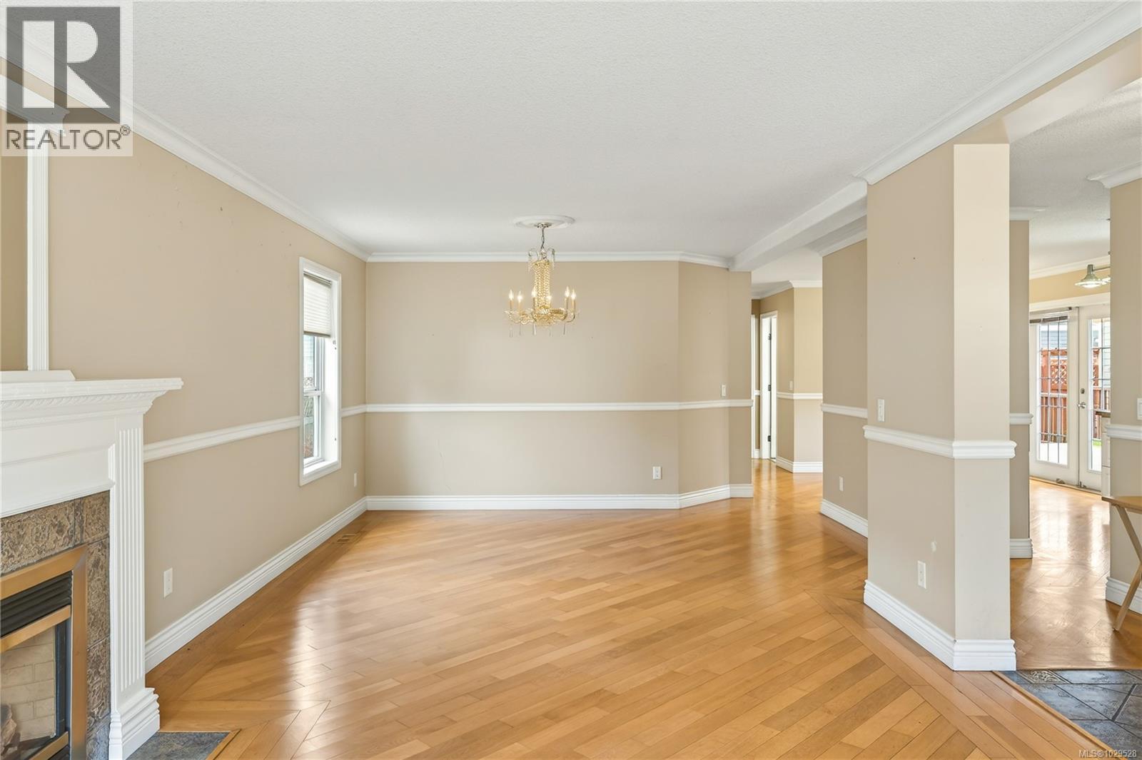 3983 VALEWOOD DR - 9