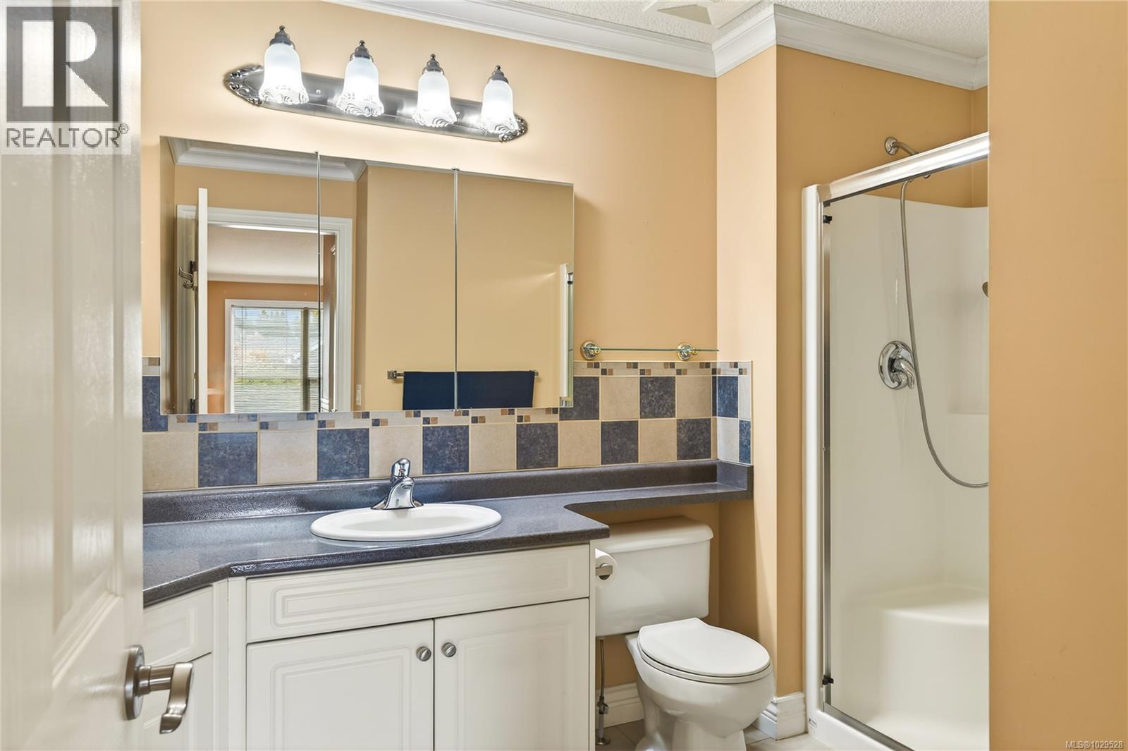 3983 VALEWOOD DR - 37