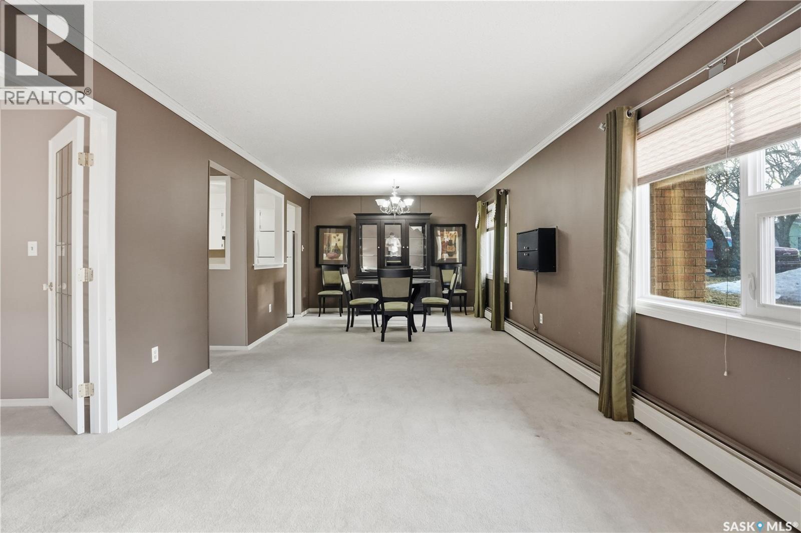 Single Family House Low rise for Sale in   Rae STREET Regina 