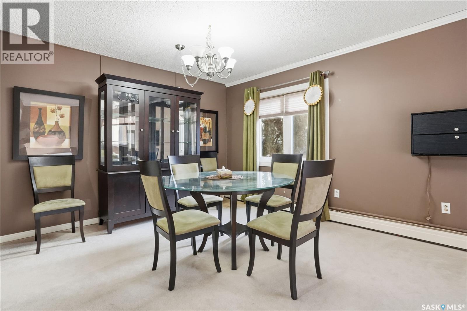 Single Family House Low rise for Sale in   Rae STREET Regina 