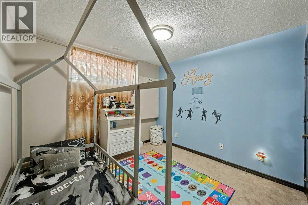 91 PANATELLA CLOSE NW - 35