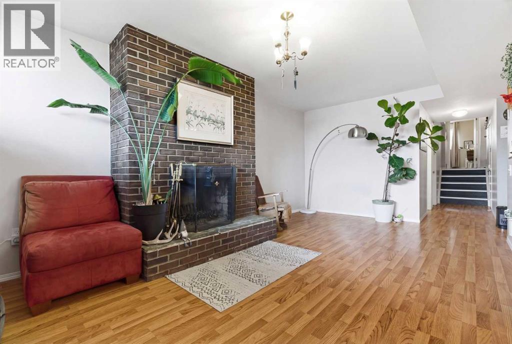 Single Family House 4 Level for Sale in   Street SE Forest Lawn Calgary 