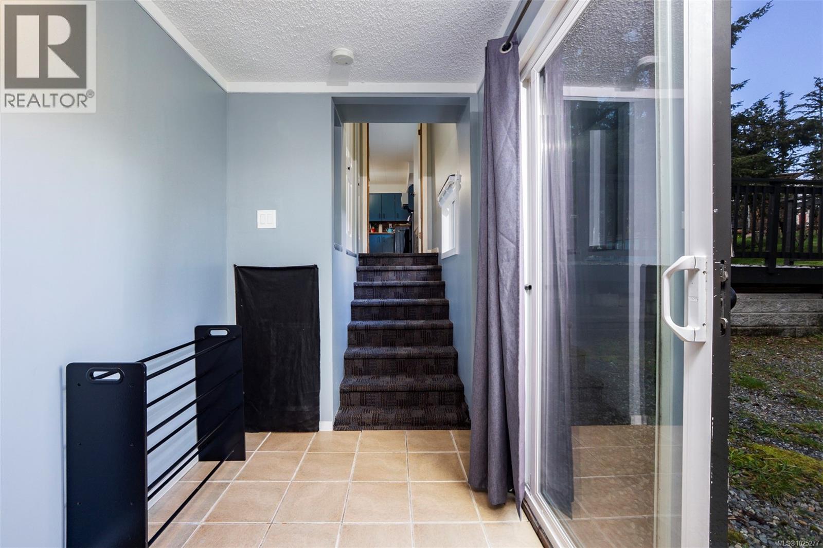 134 ROBERTA RD W - 17