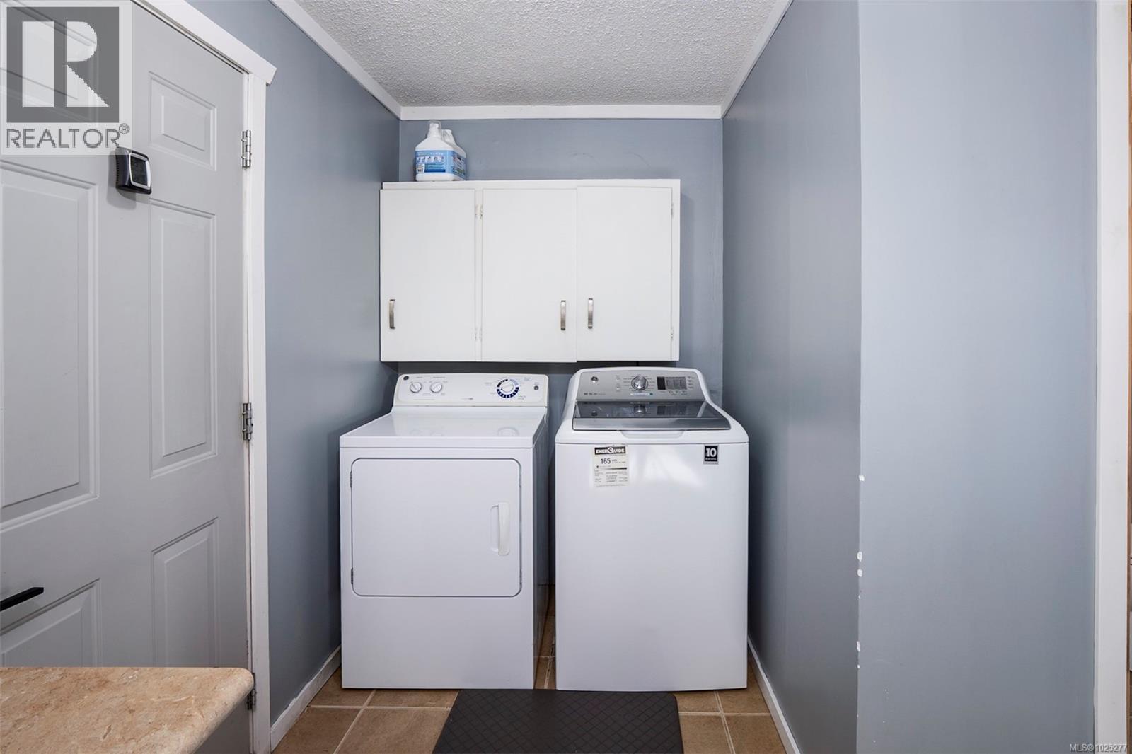 134 ROBERTA RD W - 22