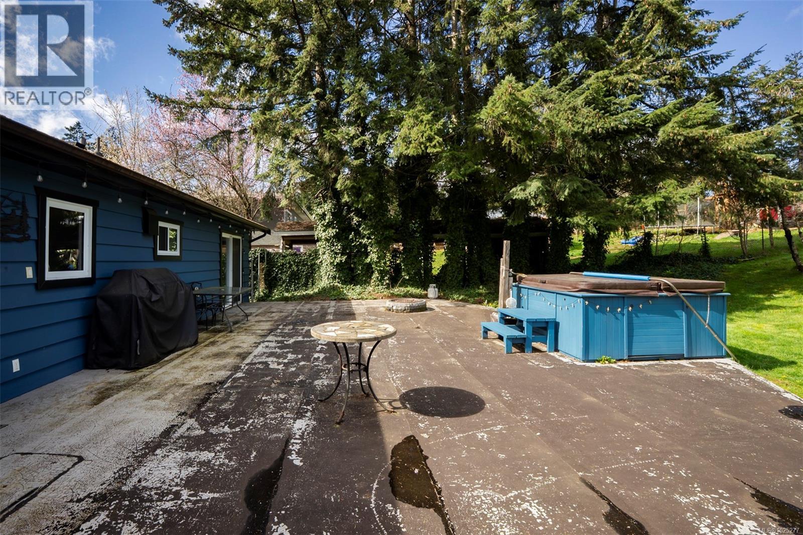 134 ROBERTA RD W - 25