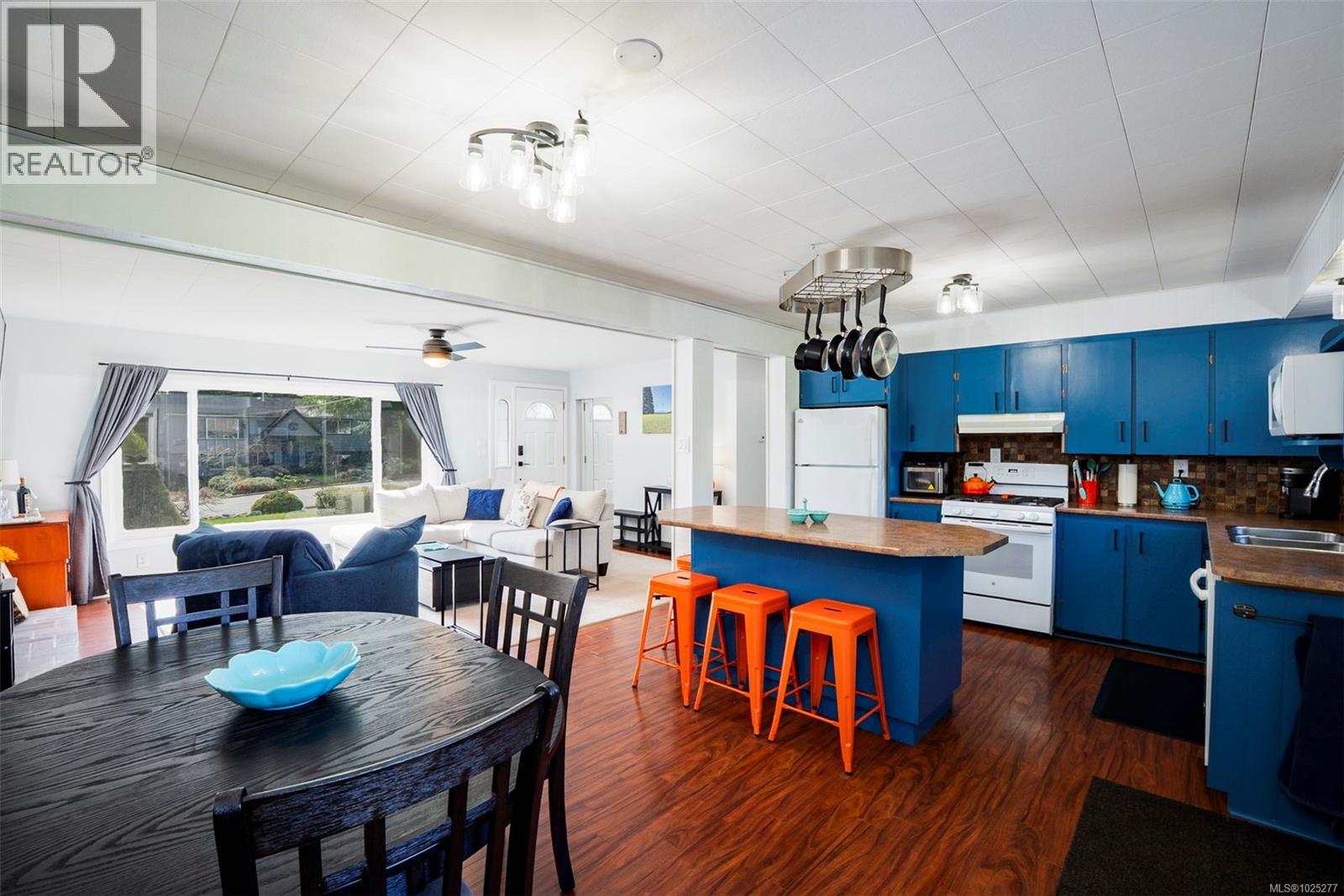 134 ROBERTA RD W - 8